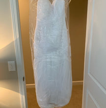 Load image into Gallery viewer, Morilee &#39;5108&#39; wedding dress size-02 NEW
