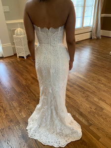 Marchesa 'Custom' size 2 used wedding dress back view on bride