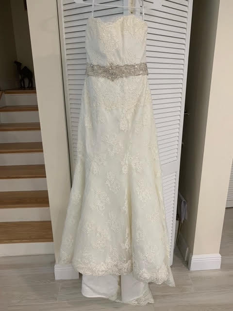 Monique Lhuillier '0000000' wedding dress size-10 PREOWNED