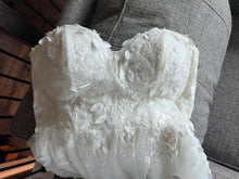 Load image into Gallery viewer, All Who Wander &#39;Raine&#39; wedding dress size-18 PREOWNED
