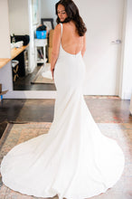 Load image into Gallery viewer, Justin Alexander &#39;Dillon&#39; wedding dress size-10 PREOWNED
