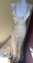 Load image into Gallery viewer, Made With Love &#39;Carla&#39; wedding dress size-16 NEW
