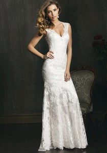 Allure Bridals 'Last Minute Bride' size 2 used wedding dress front view on model