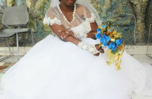 David's Bridal 'Organza' wedding dress size-08 PREOWNED