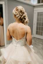 Load image into Gallery viewer, Mori Lee &#39;Marilyn&#39; size 4 used wedding dress back view on bride
