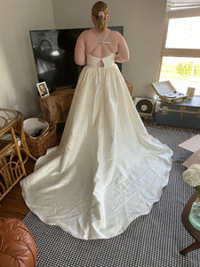 Wtoo 'Wtoo by Watters Opaline Ballgown' wedding dress size-14 NEW