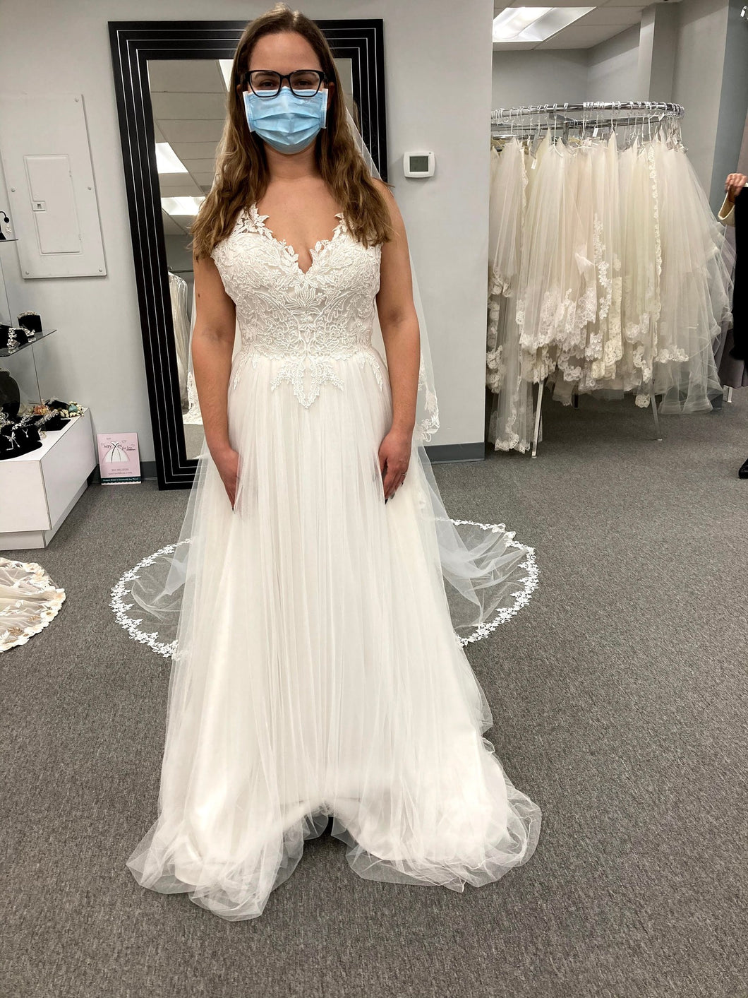 Lillian West '6433' wedding dress size-06 SAMPLE