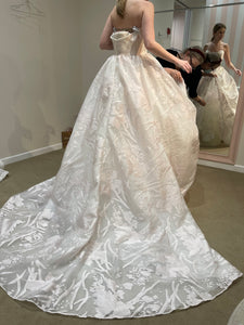 Badgley Mischka 'Carrington' wedding dress size-12 SAMPLE
