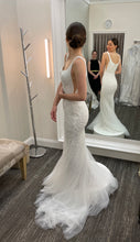 Load image into Gallery viewer, DANY TABET &#39;PERLA&#39; wedding dress size-02 NEW
