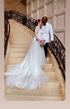 Load image into Gallery viewer, Ines Di Santo &#39;Jules&#39; wedding dress size-08 PREOWNED
