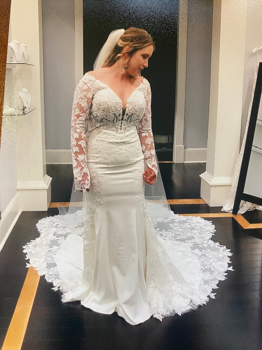 Martina Liana '1302' wedding dress size-12 NEW