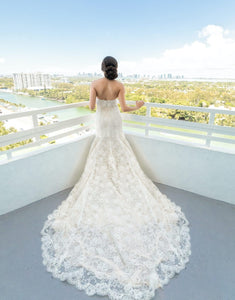 Monique Lhuillier 'Auden' wedding dress size-02 PREOWNED