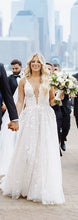 Load image into Gallery viewer, Galia lahav &#39;G204&#39; wedding dress size-06 PREOWNED

