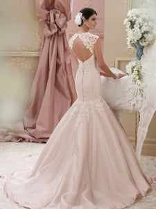 David Tutera 'Meadow' size 6 new wedding dress back view on model