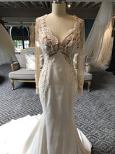Load image into Gallery viewer, Galia Lahav &#39;Alora&#39; size 6 new wedding dress front view on mannequin
