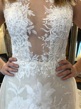 Load image into Gallery viewer, Ines Di Santo &#39;Coco&#39; size 12 used wedding dress front view close up
