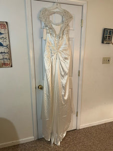 David's Bridal '10020480' wedding dress size-10 NEW