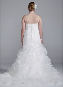 David's Bridal 'Galina' size 4 used wedding dress back view on bride