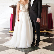 Load image into Gallery viewer, Cristiano Lucci &#39;12962&#39; wedding dress size-06 PREOWNED

