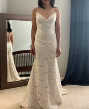 Load image into Gallery viewer, Katie May &#39;Lanai&#39; wedding dress size-02 NEW
