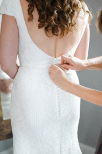 Lis simon 'Liam' wedding dress size-12 PREOWNED