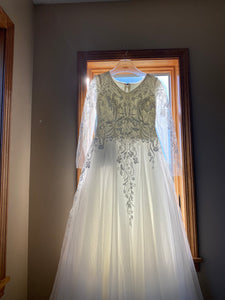 Monica Loretti '8167' wedding dress size-08 NEW