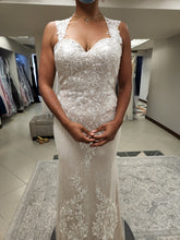 Load image into Gallery viewer, Davids Bridal &#39;A10451&#39; wedding dress size-08 NEW

