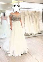 Load image into Gallery viewer, Hayley Paige &#39;Celine&#39; size 12 used wedding dress front view on bride

