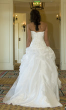 Load image into Gallery viewer, Demetrios &#39;98249&#39; - Demetrios - Nearly Newlywed Bridal Boutique - 1
