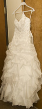 Load image into Gallery viewer, Demetrios &#39;98249&#39; - Demetrios - Nearly Newlywed Bridal Boutique - 2
