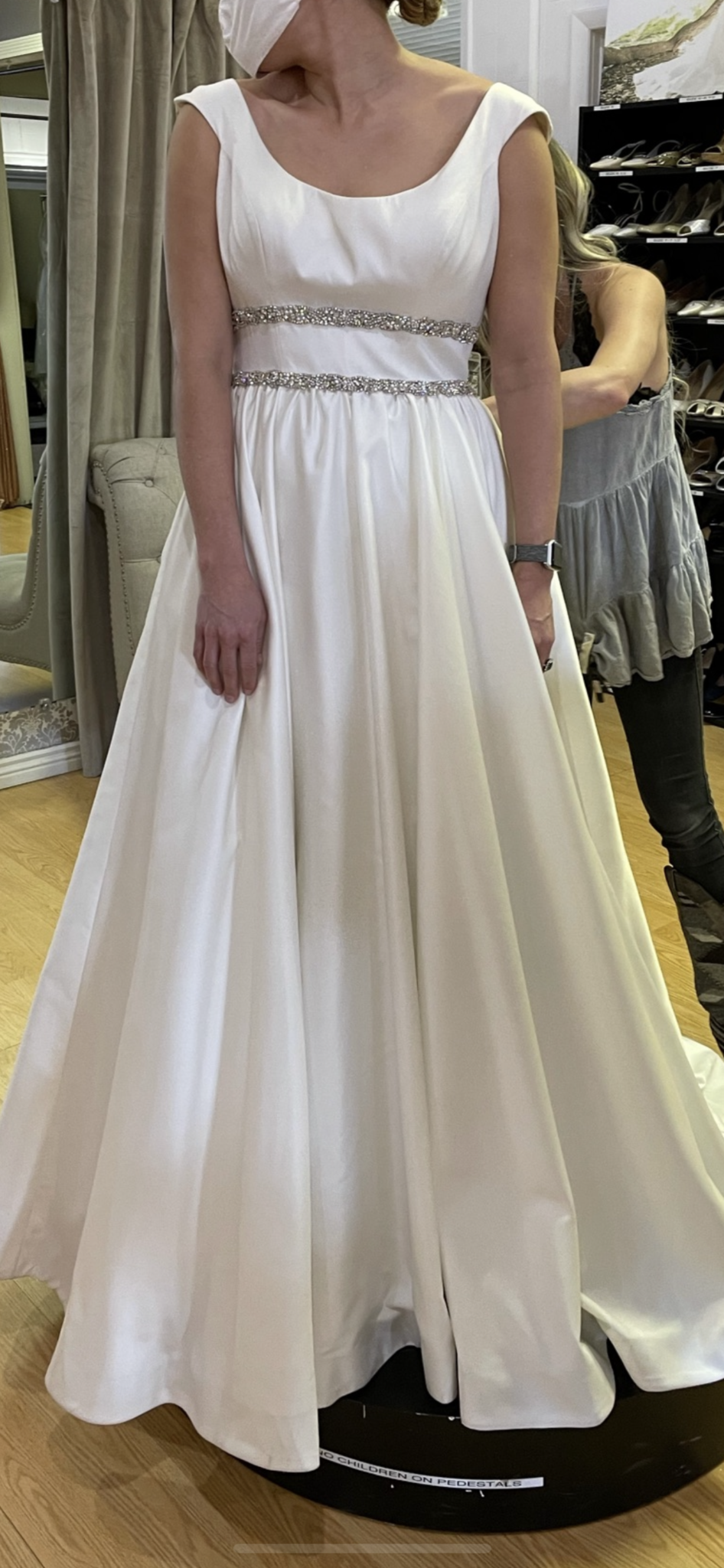 Madison James 'MJ07' wedding dress size-08 NEW