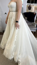 Load image into Gallery viewer, Enzoani &#39;Lucie&#39; wedding dress size-10 NEW
