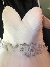 Load image into Gallery viewer, Allure Bridals &#39;2607&#39; size 10 new wedding dress front view close up on hanger
