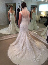 Load image into Gallery viewer, Pearl Bridal &#39;1060&#39; - pearl bridal - Nearly Newlywed Bridal Boutique - 2
