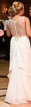 Load image into Gallery viewer, Pronovias &#39;Maranta&#39; size 6 used wedding dress back view on bride
