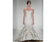 Load image into Gallery viewer, Matthew Christopher &#39;Emma&#39; - Matthew Christopher - Nearly Newlywed Bridal Boutique - 4
