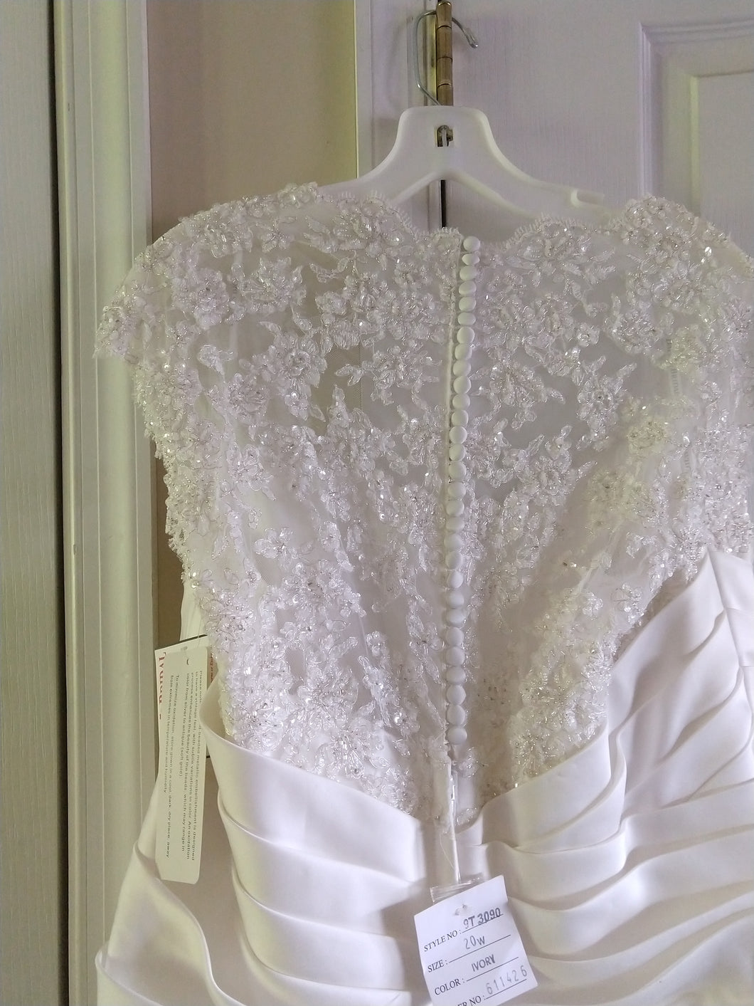 David's Bridal 'Cap Sleeve Satin' size 18 new wedding dress back view on hanger