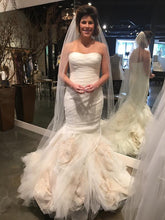Load image into Gallery viewer, Vera Wang &#39;Gemma&#39; size 8 used wedding dress front view on bride
