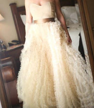Load image into Gallery viewer, Monique Lhuillier &#39;Reese&#39; - Monique Lhuillier - Nearly Newlywed Bridal Boutique - 3
