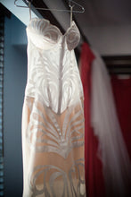 Load image into Gallery viewer, Pnina Tornai &#39;Butterfly&#39; size 2 sample wedding dress front view close up on hanger
