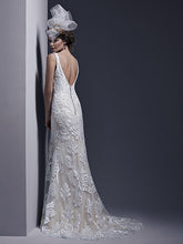Load image into Gallery viewer, Sottero and Midgley &#39;Tatum&#39; size 6 new wedding dress back view on model
