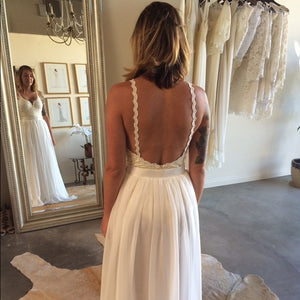 Free People 'Sweetheart' size 6 used wedding dress back view on bride