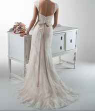 Load image into Gallery viewer, Maggie Sottero &#39;Joelle&#39; size 18 used wedding dress back view on model
