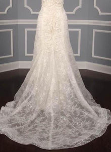 Carolina Herrera 'Audrey' size 6 new wedding dress view of train
