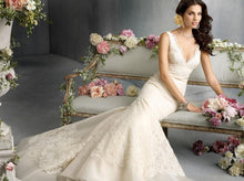 Load image into Gallery viewer, Jim Hjelm Style 8800 - Jim Hjelm - Nearly Newlywed Bridal Boutique - 5
