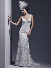 Load image into Gallery viewer, Sottero and Midgley &#39;Tatum&#39; size 6 new wedding dress front view on model
