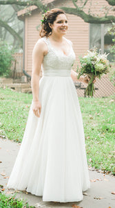 Mori Lee 'Majestic' size 12 used wedding dress front view on bride