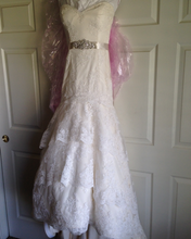 Load image into Gallery viewer, Jim Hjelm &#39;Tara Keely&#39; - Jim Hjelm - Nearly Newlywed Bridal Boutique - 2

