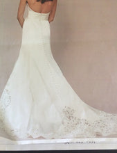 Load image into Gallery viewer, Lian Carlo &#39;Strapless&#39; - Lian Carlo - Nearly Newlywed Bridal Boutique - 1
