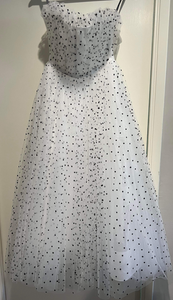 Monique Lhuillier 'Ruffled Strapless Star Tulle Tea Length Dress' wedding dress size-04 PREOWNED
